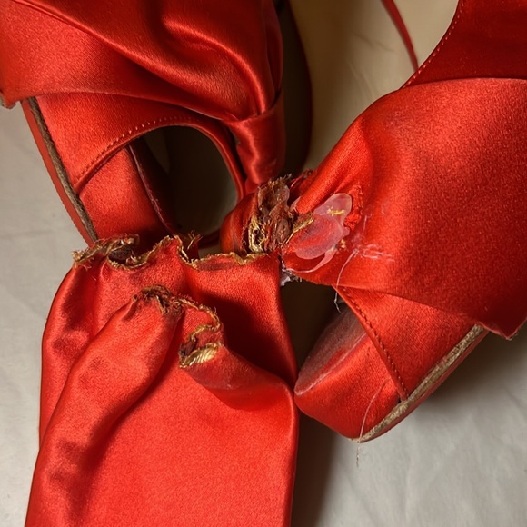 Christian Louboutin DEFECTIVE heels size 40 READ THE DESCRIPTION - Picture 4 of 8